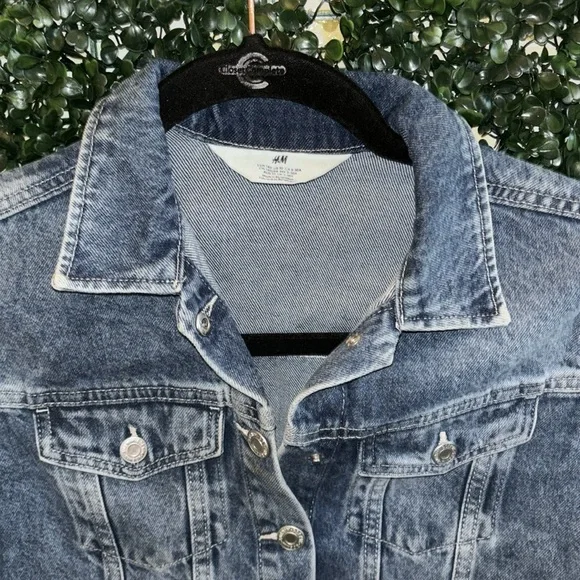 H&M 10 Girls denim Jean Jacket - Picture 2 of 3